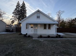 5362 Woodward St, Wayne, MI 48184