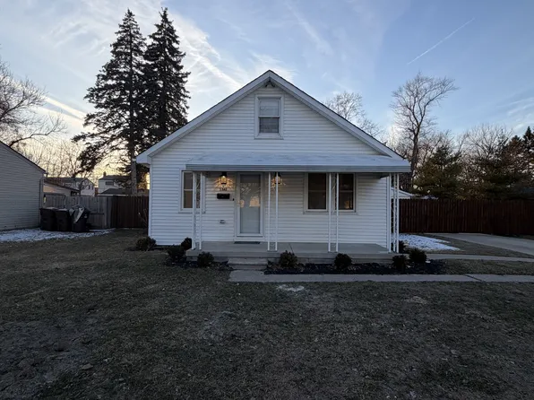 5362 Woodward St, Wayne, MI 48184