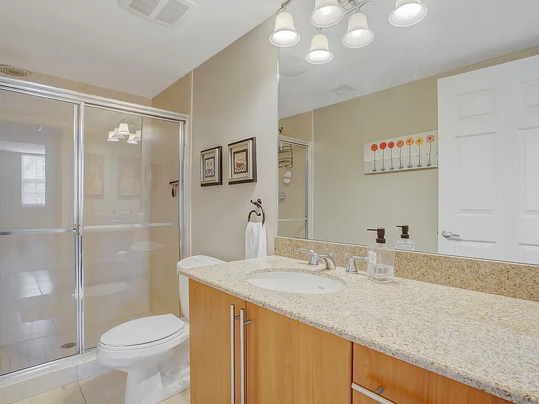 610 Clematis St #401 — Photo 15