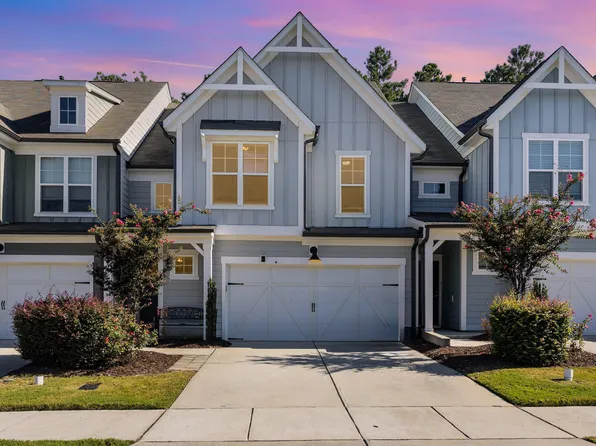 2679 Impulsion Dr, New Hill, NC 27562
