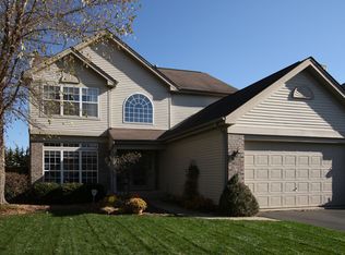 402 Joseph Ct, Oswego, IL 60543