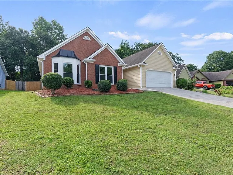 4680 Sterling Oaks Ct — Photo 36