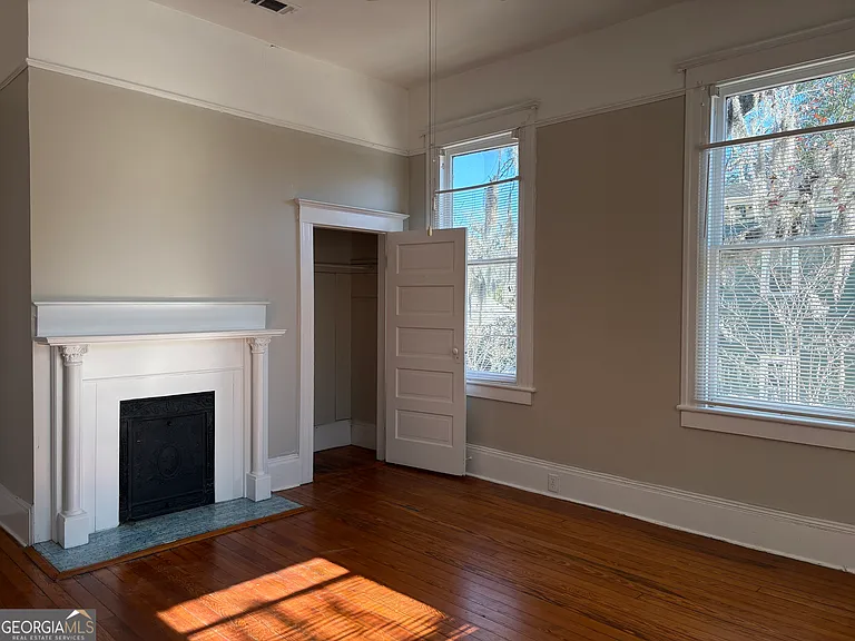 836 E Henry St #C — Photo 13