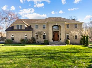 73 Bowman Dr, Greenwich, CT 06831