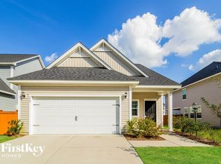 618 Pendleton Dr, Moncks Corner, SC 29461