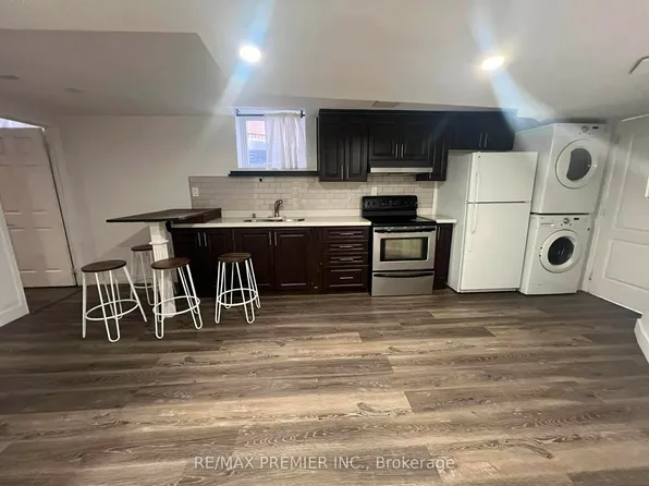 118 Solway Ave, Vaughan, ON L6A 2X1