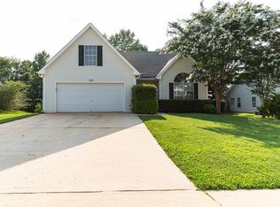 172 Calico Loop, Grantville, GA 30220