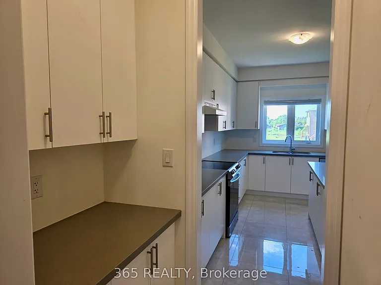 223 Warden St — Photo 8