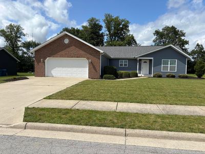 106 Village Pkwy, Jackson Center, OH, 45334