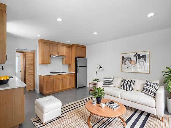 3rd image of 184-186 N 17th St