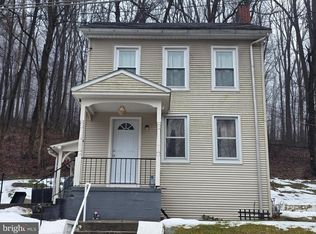 702 Wyomissing Rd, Mohnton, PA 19540