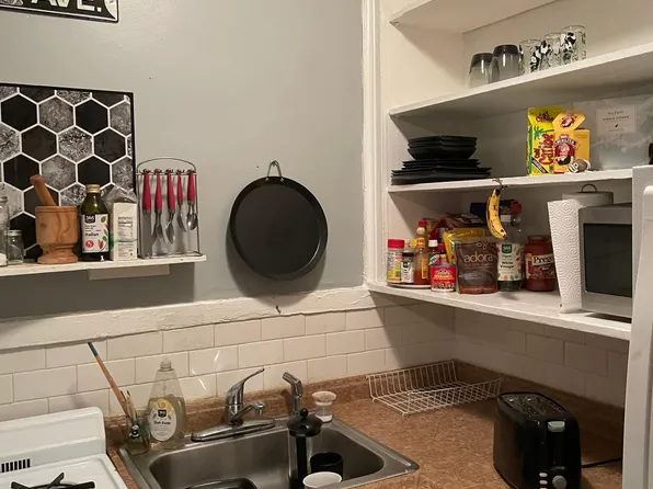 3121 N Hamlin Ave, Chicago, IL