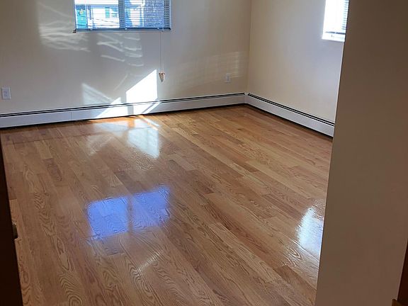 4th image of 47 South St APT 5