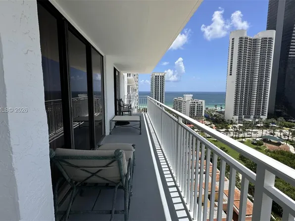 210 174th St APT 1909, Sunny Isles Beach, FL 33160