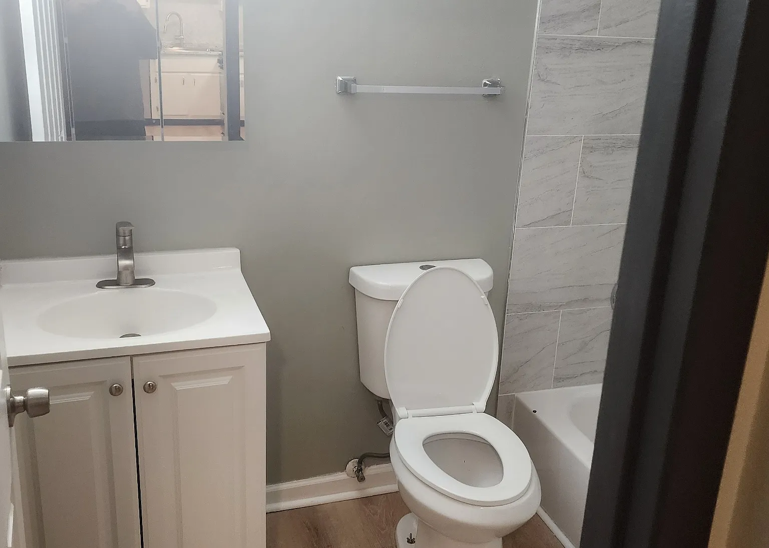 Oak Knoll 1 - 101-1W6 — Photo 3