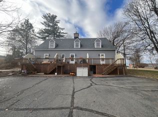 35 Winthrop St #35A, Tariffville, CT 06081