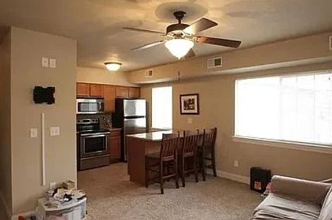 2nd image of 400 Grandview Ct #409