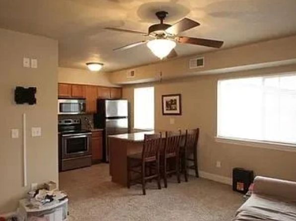 100 Grandview Ct #129