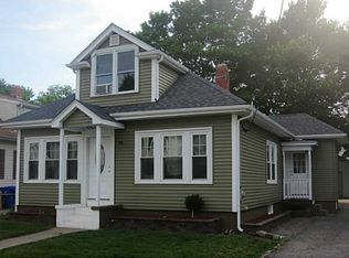 75 Enfield St, Pawtucket, RI 02861