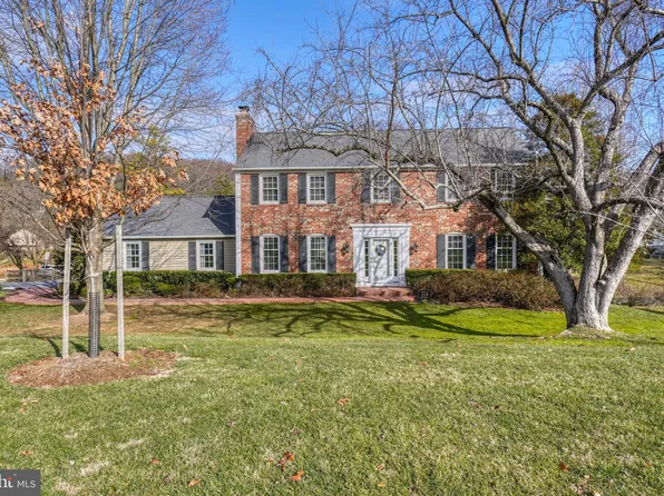 1114 Chatterleigh Cir, Towson, MD 21286