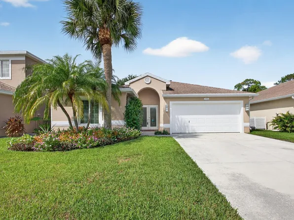 2474 SE Springtree Place, Stuart, FL 34997