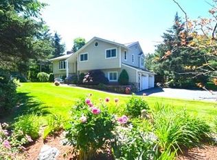 363 Salem St, Andover, MA 01810