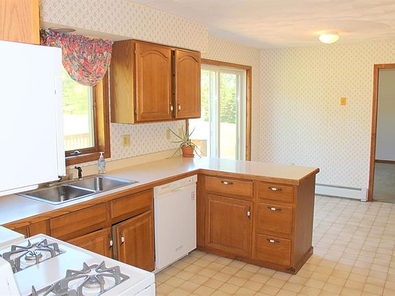4th image of 114 Estates Dr