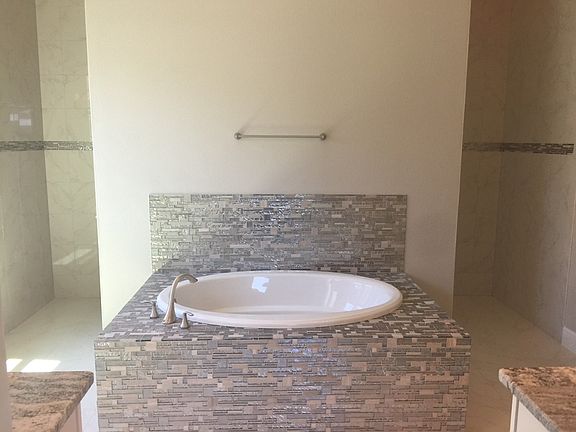 5th image of 8059 Chilton Dr