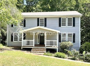 2073 Kinridge Rd, Marietta, GA 30062