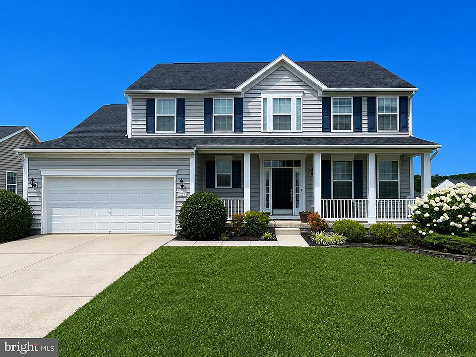 1st image of 121 Tarkay Pl