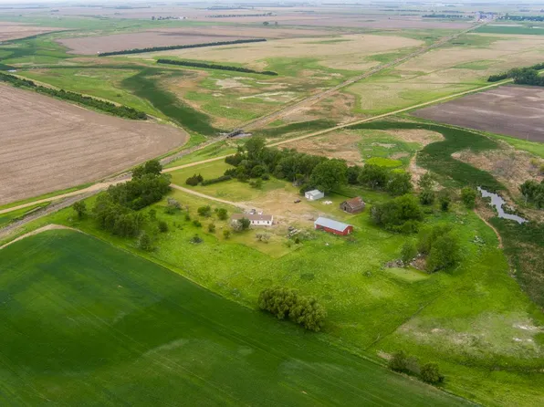 41320 203rd St, Yale, SD 57386