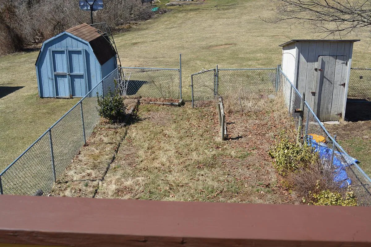 3 bed, 2.5 bath, 1242 sqft, $1,550 — Photo 2