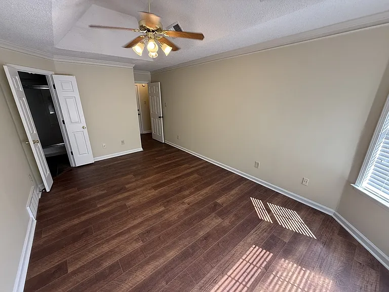 10011 Woodland Pine Cv W — Photo 17