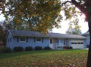 725 Eisenhower Rd, Stoughton, WI 53589