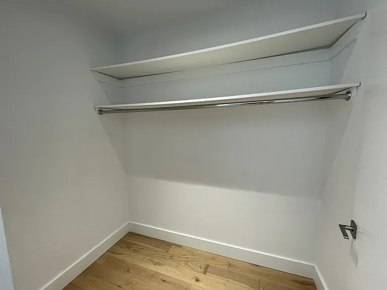 58 Vanderbilt Ave #5B — Photo 9