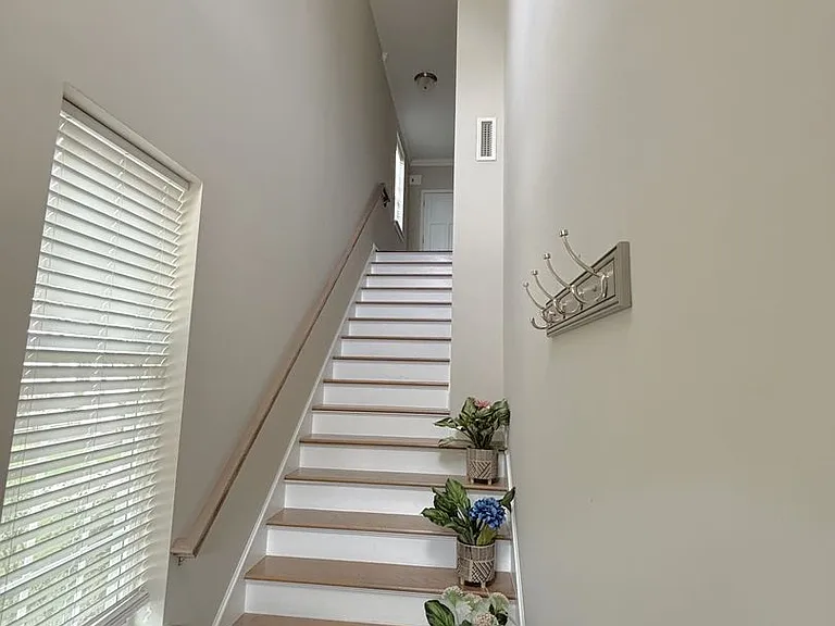 1802 Promenade Ln — Photo 4