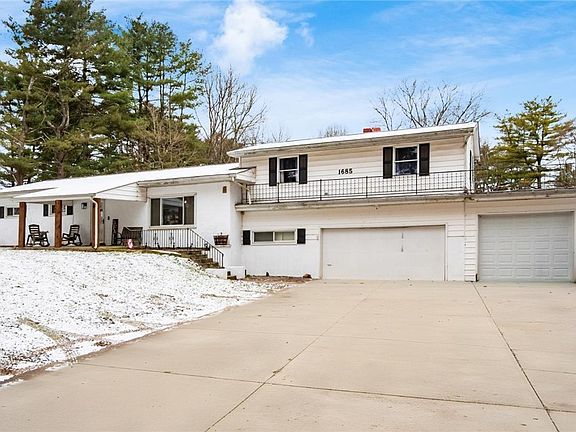 3rd image of 1685 Jackson Rd
