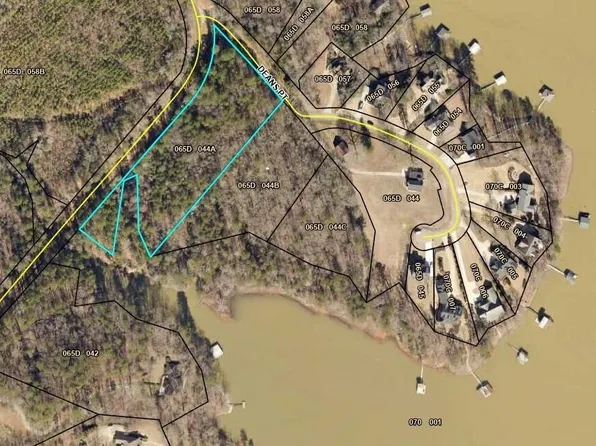 1 Dean Rd, Martin, GA 30557