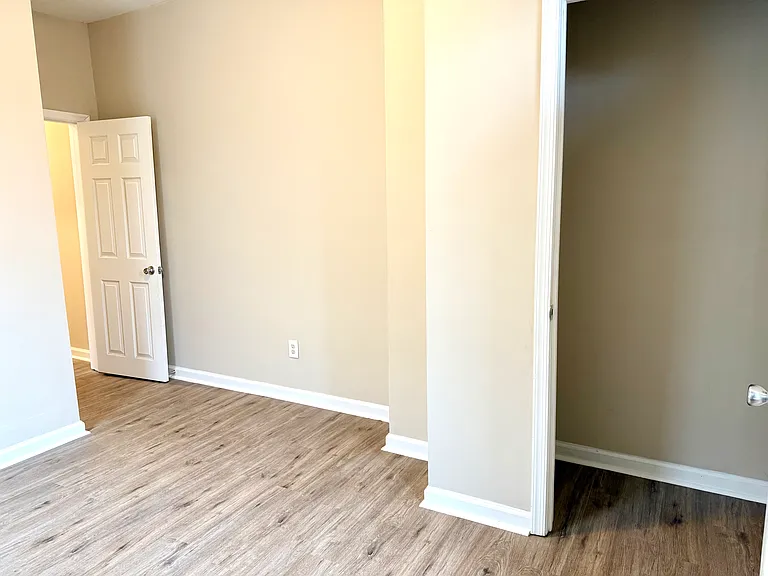 5110 Parrish St — Photo 22