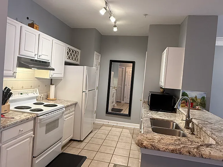 955 Juniper St NE #2327 — Photo 2
