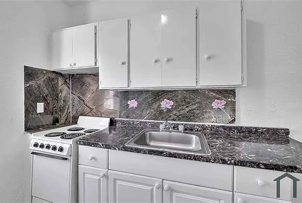 544 NW 23rd Ct — Photo 15