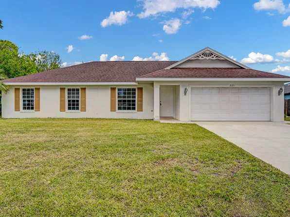 2125 SW Salvatierra Boulevard, Port St Lucie, FL 34987