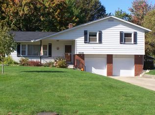 3530 Marian Rd, Ravenna, OH 44266