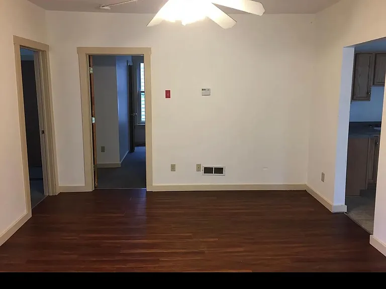 44 School St — Photo 13