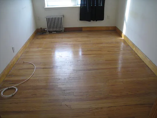 Rented by Alexiou Realty | media 8