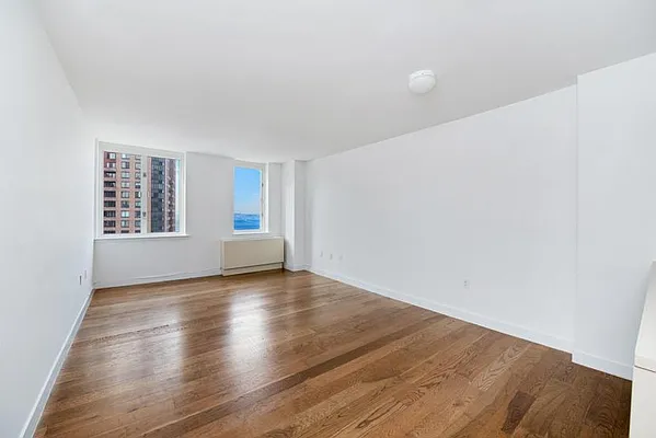Rented by Keller Williams NYC | media 39