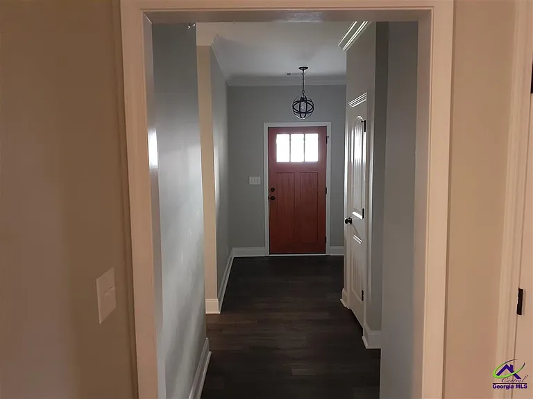 104 Logans Mill Trl — Photo 3