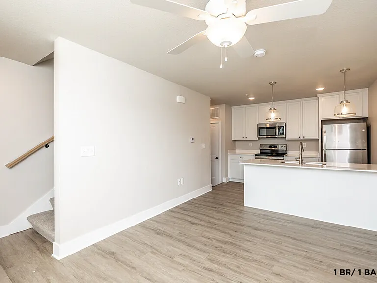 Grand Valley Townhomes — Photo 2