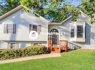 15 Silverthorne Cir, Douglasville, GA 30134