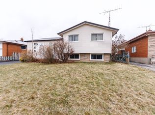 33 Strathmore Cres, Welland, ON L3B1B8